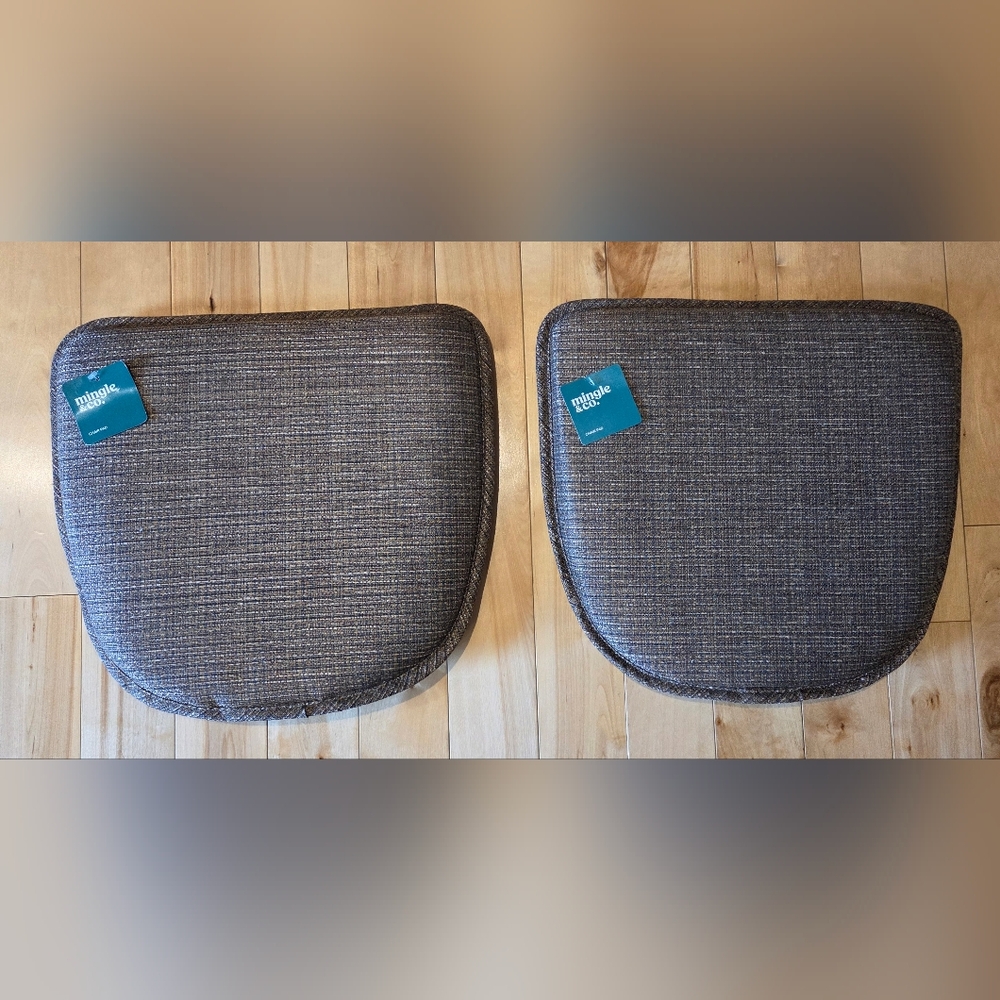 NEW Mingle & Co. Kahuna Gripper Chairpad Multi Lot (Qty. 2 ~ 15" x 16" x 2")